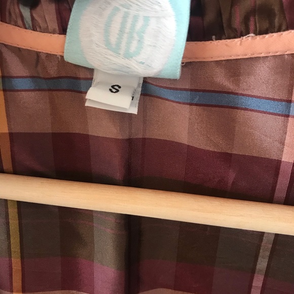 Devon Baer tartan ruffle neck blouse - Picture 8 of 11